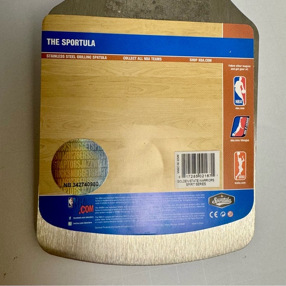 The Spatula NBA Golden State Warriors Wood Handle BBQ W/Integrated Bottle Opener - Picture 7 of 10